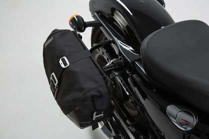 Legend Gear Side Bag System LC Harley-Davidson Sportster models (04-) Black Edition