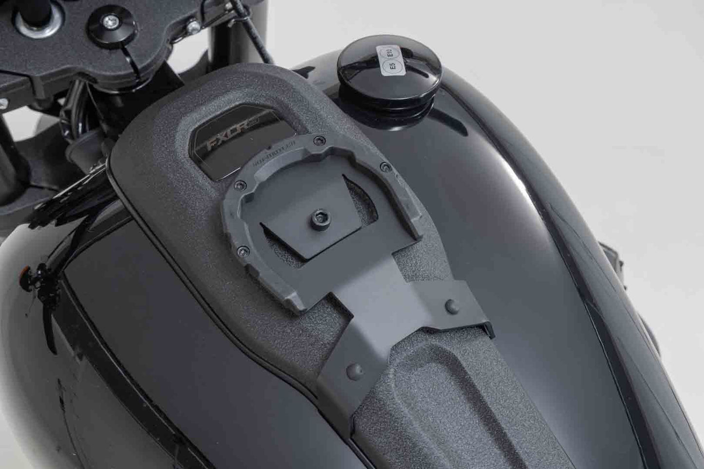 PRO tank ring Black. Harley-Davidson Low Rider S (21-).