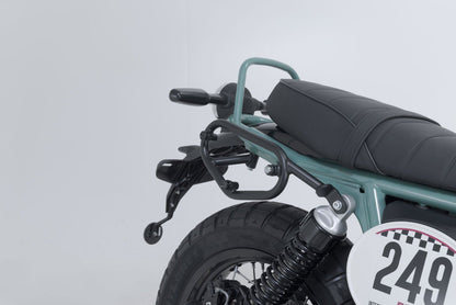 SLC side carrier Right Royal Enfield Bear 650 (23-).