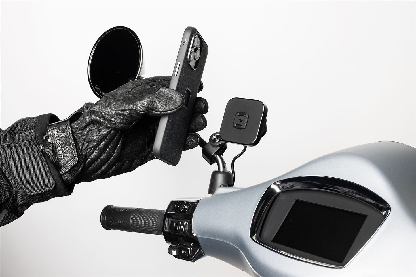 Mobile Motorcycle Mount Mirror Mount: Charging Black