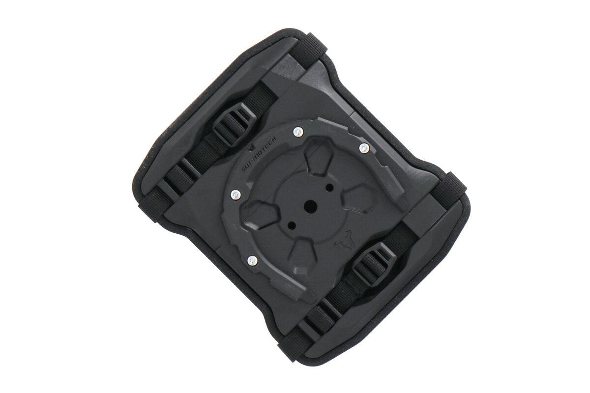 PRO Seat Ring for mounting on the seat Black