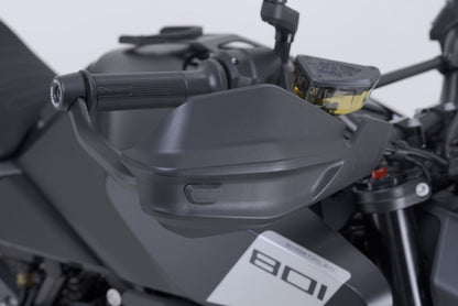 Adventure handguard kit Black. Husqvarna Svartpilen 801 (24-).