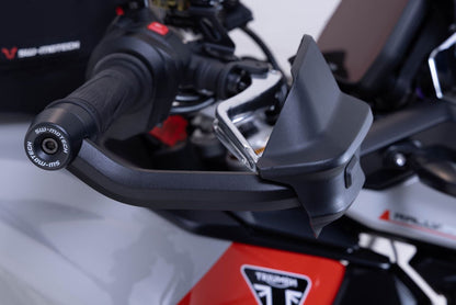 Adventure handguard kit Black. For handlebars with internal thread 6/8mm.